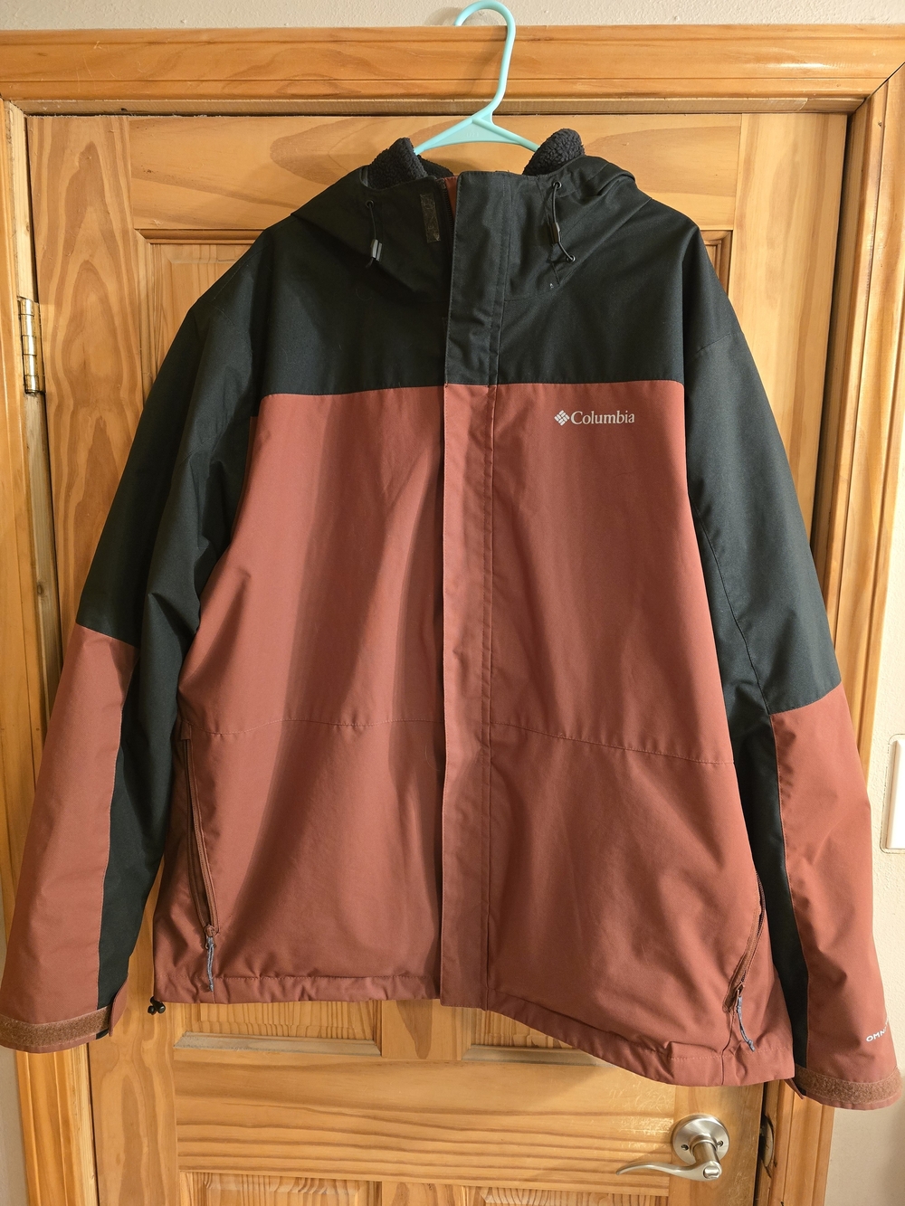 Columbia Men's Black and Rust Hooded Rain Jacket